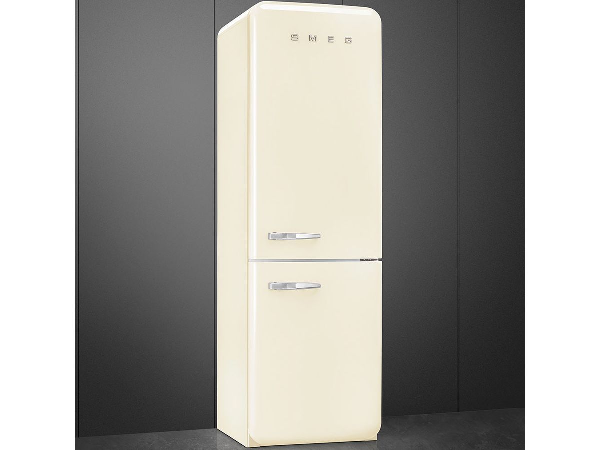 Réfrigérateur en pose libre FAB32RCR6