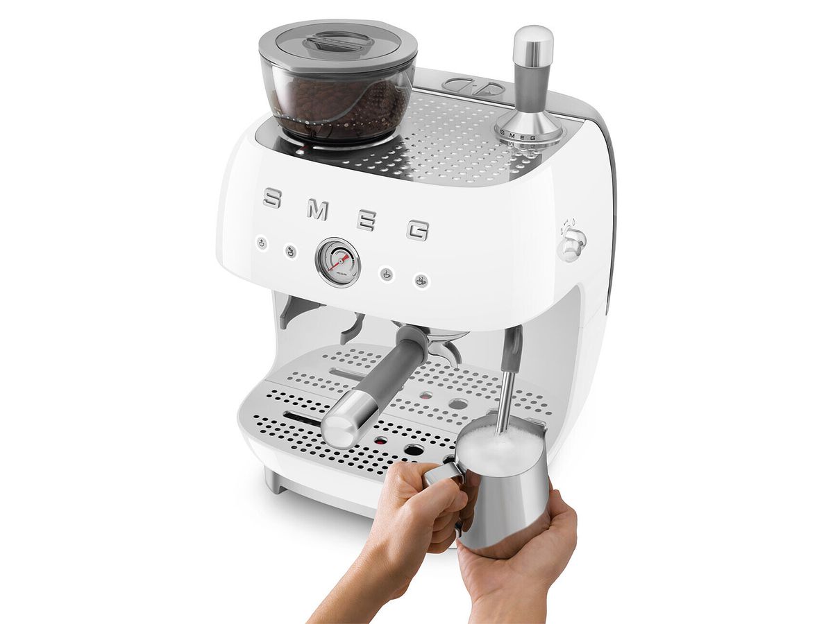 Machine à café Espresso avec broyeur 50's Style EGF03WHEU