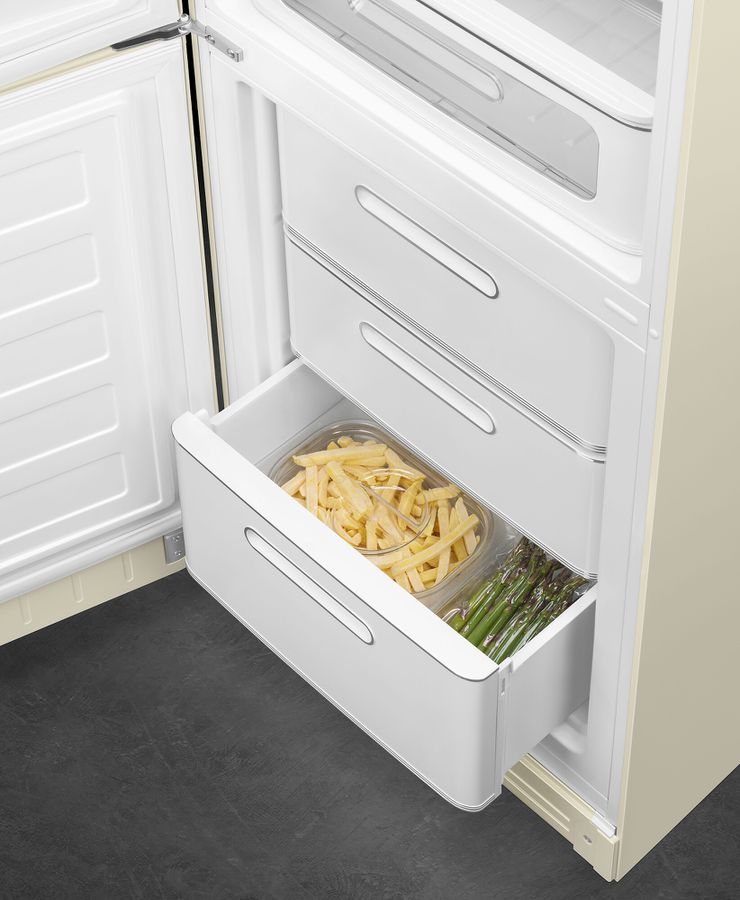 Kühlschrank Freistehend FAB32LCR6